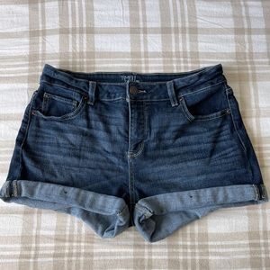 Time and Tru Size 10 Midrise Denim Shorts